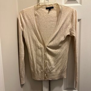 Banana Republic XS creame cardigan